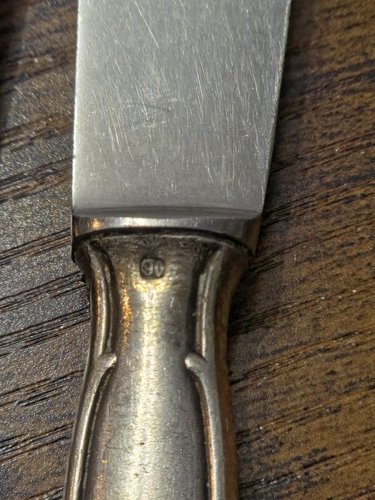 Eleganckie noże stołowe – Carl Mertens Solingen grubo srebrzone