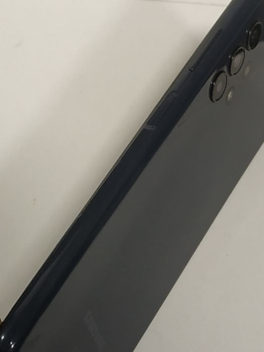 Samsung Galaxy A13   (4/64gb)