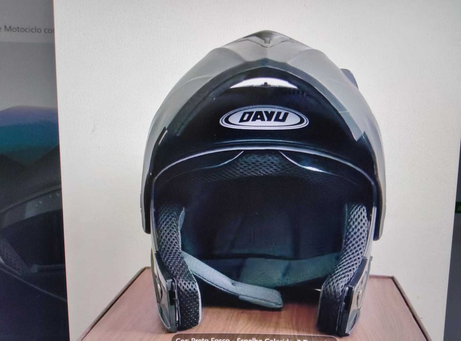 Capacete com viseira arco irir