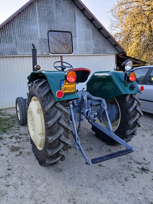 Ursus C325/ C328
