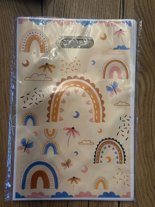 Подарункові пакетики, пакетики в садок , пакети для солодощів .