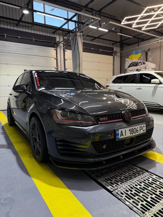 Volkswagen GTI perfomans 2.0 Golf
