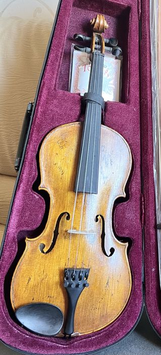 Чудова Скрипка 4/4 Початок XX століття !