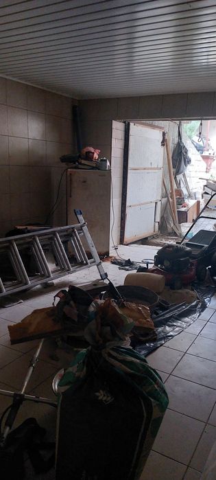 Продам 3-х эт дом в Новоселовке