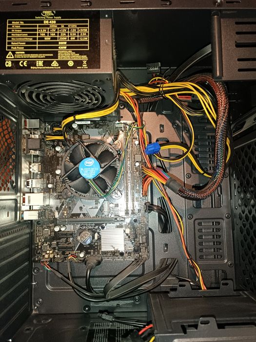 ігровий комп'ютер ПК i3 8100 16g DDR 4