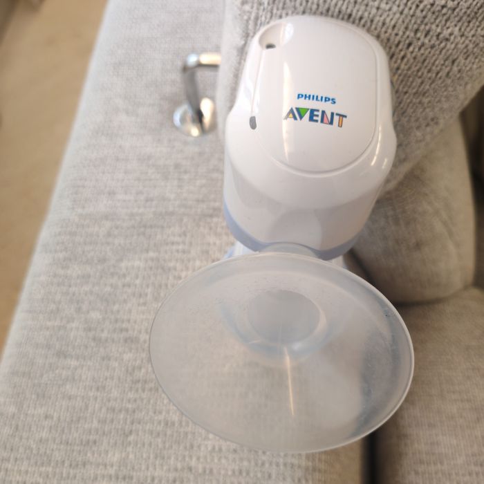 Bomba elétrica para tirar leite da Avent