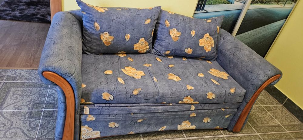 Łóżko sofa z funkcją spania