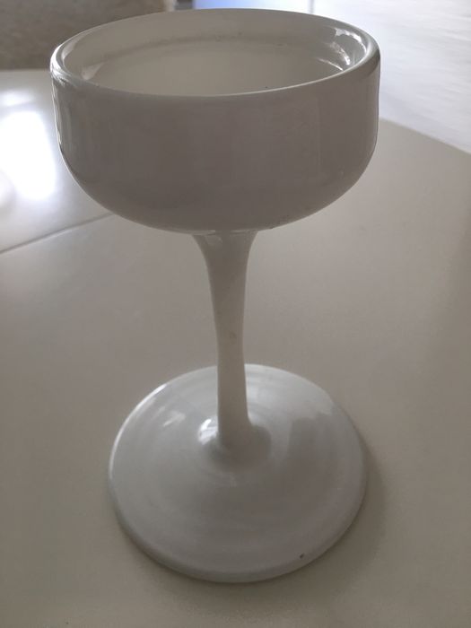 Candelabro branco para velas