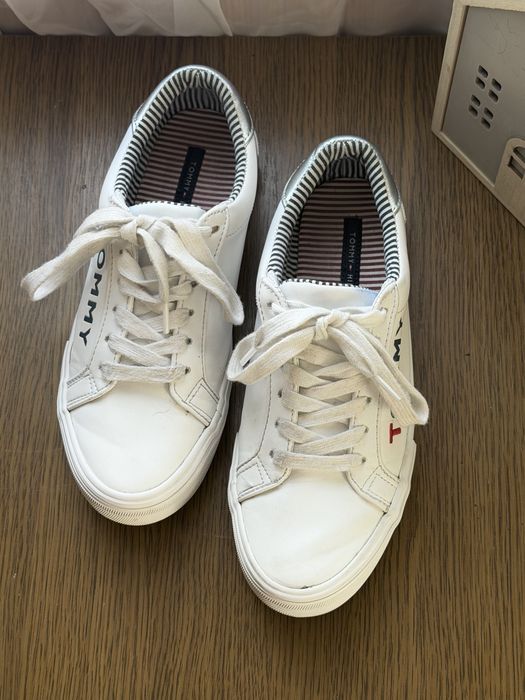 Шкіряні кеди / кроси tommy hilfiger 38р