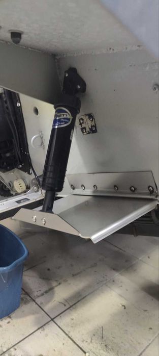 Лодка Crestliner