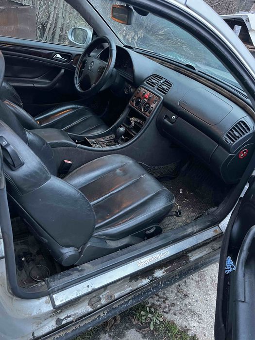 Розбираю на болти та гайки Mercedes W208 CLK 2.0 бензин