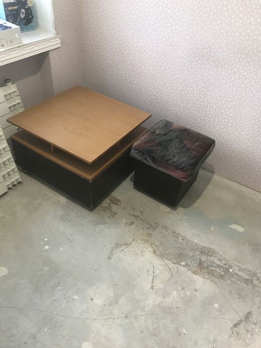 ЦІНА ЗНИЖЕНА Журнальний столик і пуфік