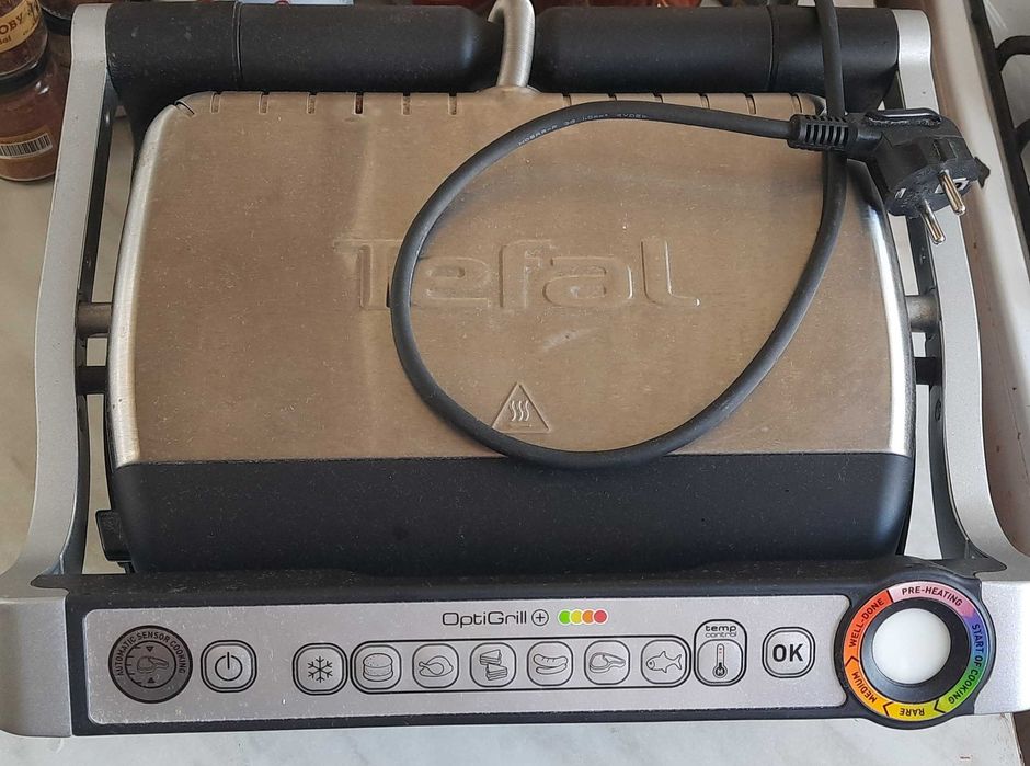 Продам Гриль TEFAL OptiGrill+насадка для вафель