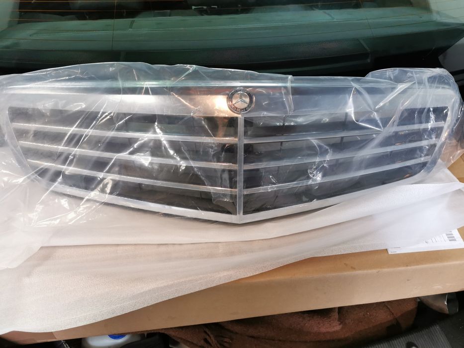 Para choques Dianteiro,Traseiro+Grelha+ embaladeiras Mercedes C 220