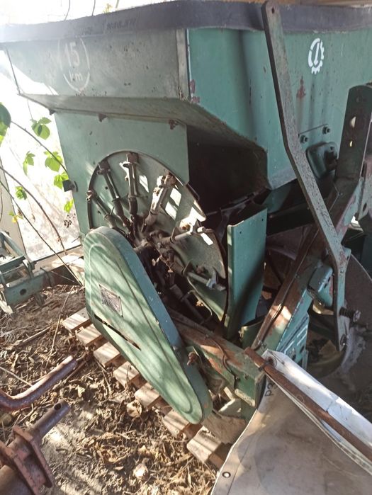 Sadzarka czeska  do ziemniaków kartofli stan bardzo dobry