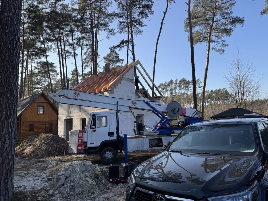 Dźwig dekarski ciesielski
