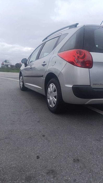 Peugeot 207 SW 1.4 Gasolina - Único Dono