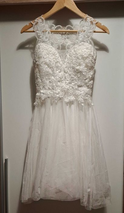 NOWA piękna biała sukienka na każdą okazję