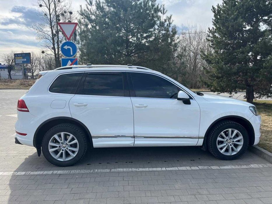 Продаю авто Volkswagen Touareg