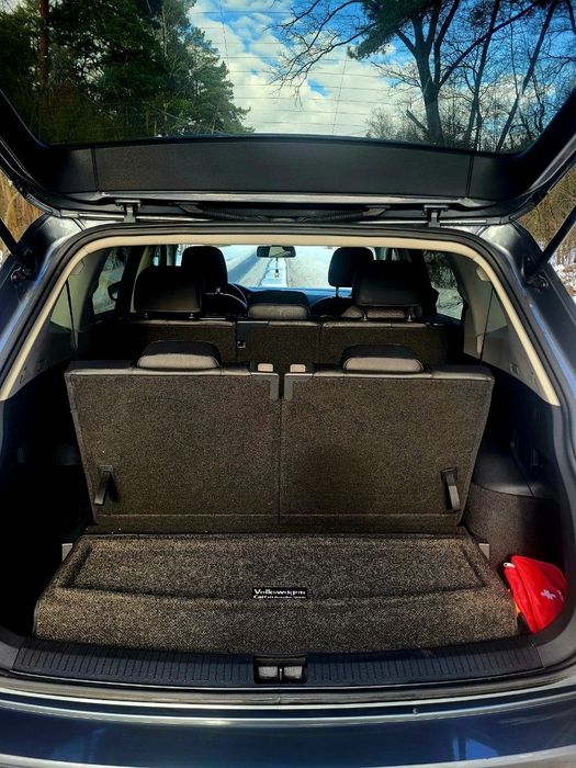 Volkswagen Tiguan  2019 — 7 місць Повний привід| Панорама.