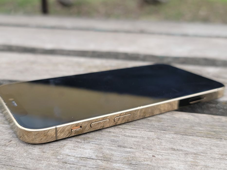 iPhone 12 Pro Gold. 256GB