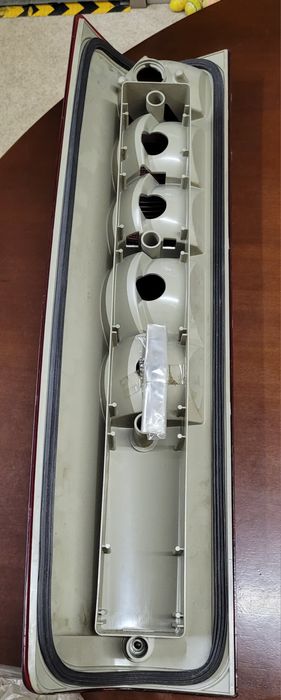 Lampa tylna lewa Iveco Daily 2004