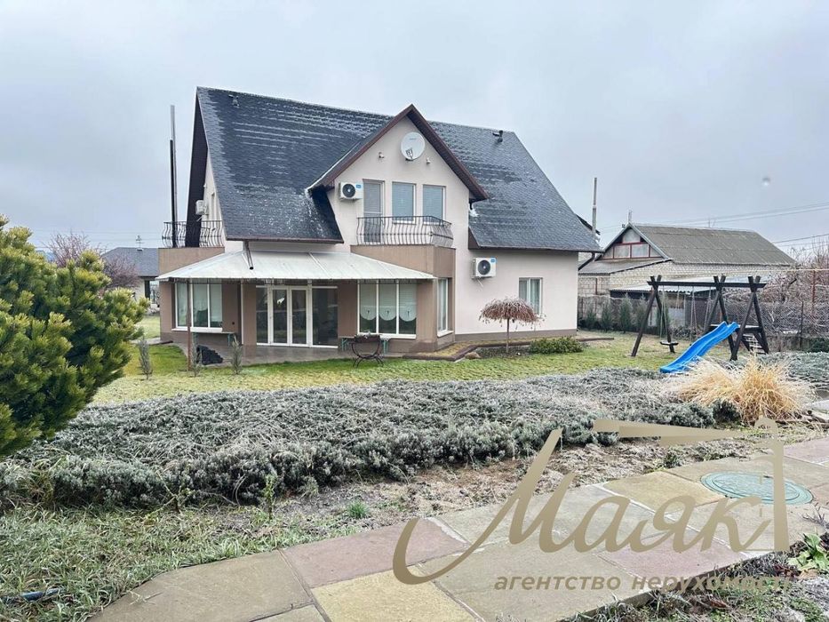 Затишний, ексклюзивний будинок в с-щі Володимирівське.