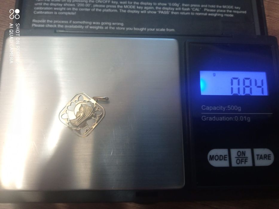 Nowa, ZŁOTA zawieszka, 0,84 g, próba 585, 14 K