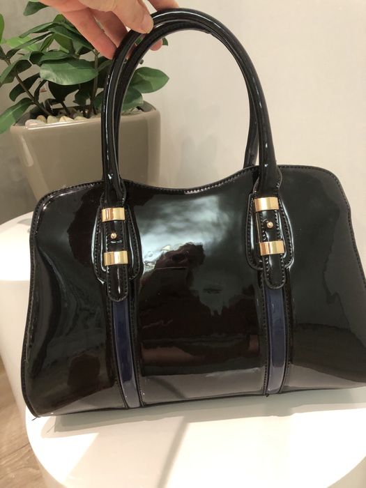 Жіноча лакова сумка шопер