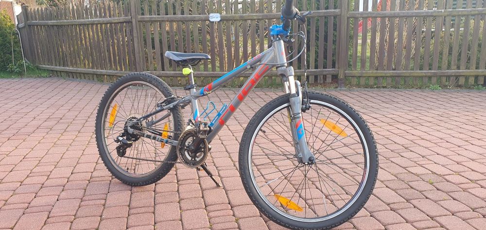 Cube Kid 240 Action Team grey rower górski dziecięcy koła 24"