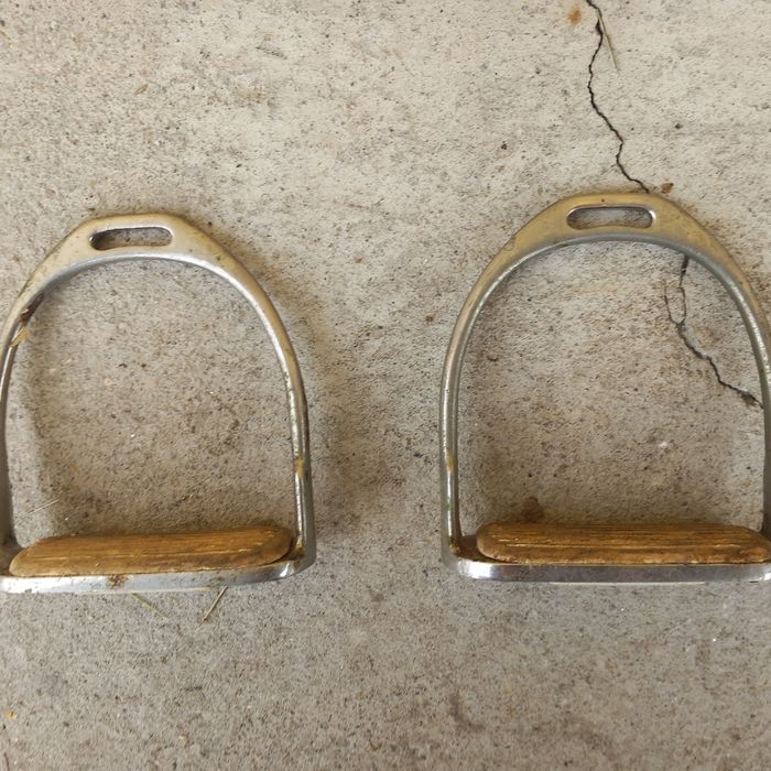 Strzemiona  do siodła