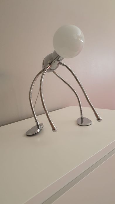 Candeeiro teto e candeeiro mesa