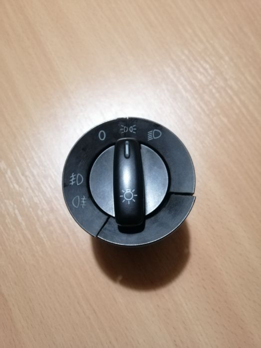 Переключатель света гольф 5/6 1K09414311