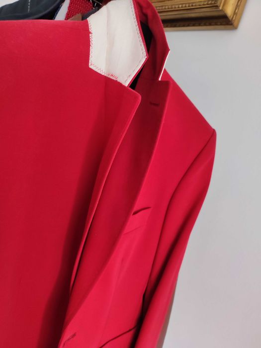 Blazer Vermelho Oficina mustra Luxo