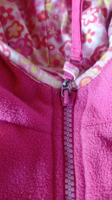 Bluzy polarowe (kurtki) 2 szt 86-92 dziewcz.