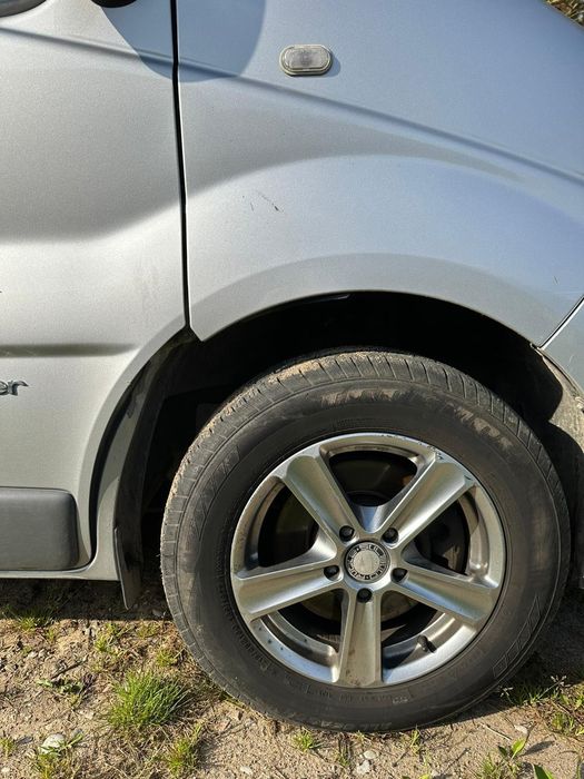 Samochód osobowy Renault Trafic