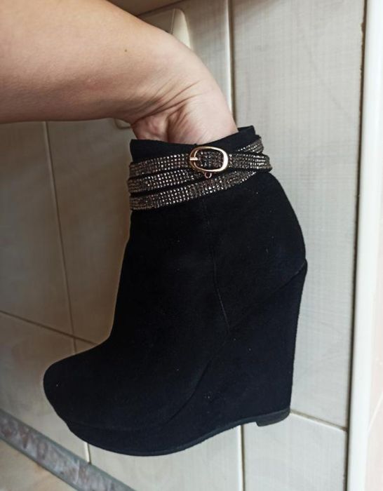 Ботінки на платформі 35 розмір