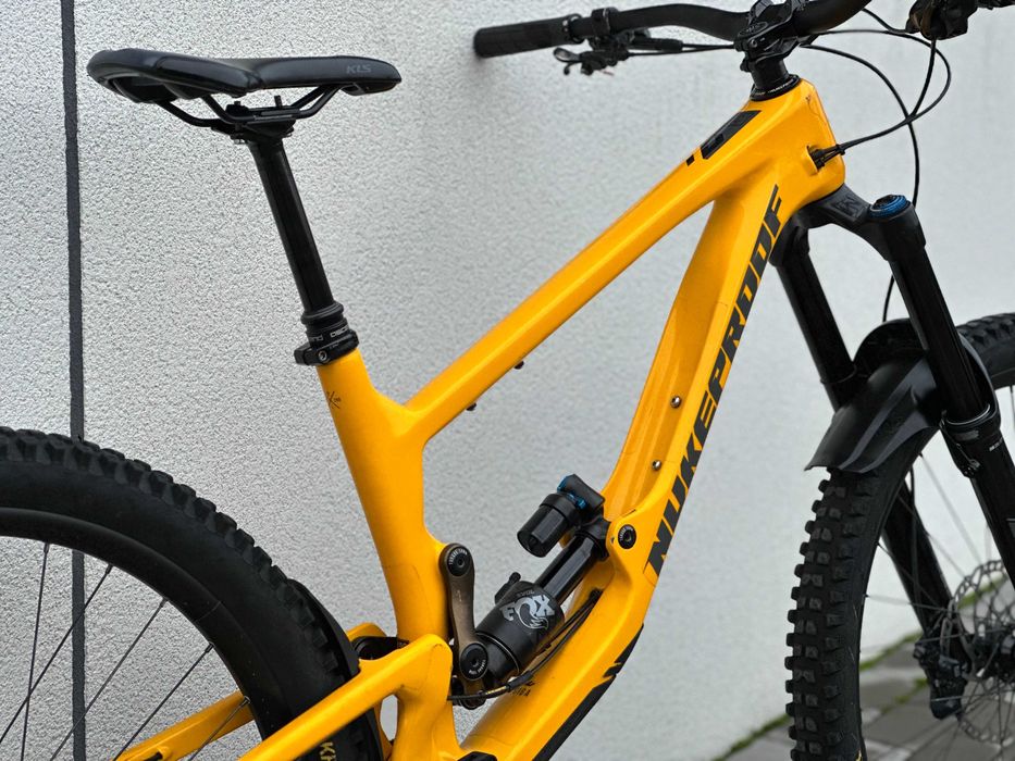 Велосипед Nukeproof Giga 290 Carbon Elite 29" L