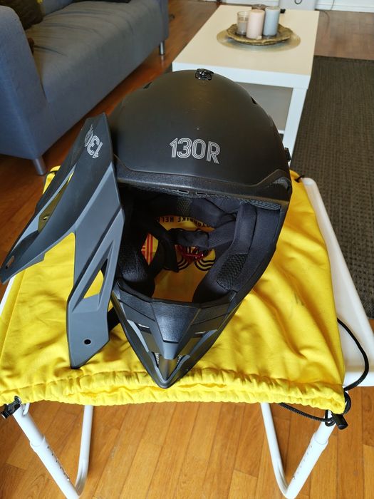 Capacete 130R Hakone Matt Black (S)