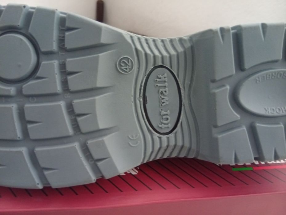 Sapatos segurança 42 novos