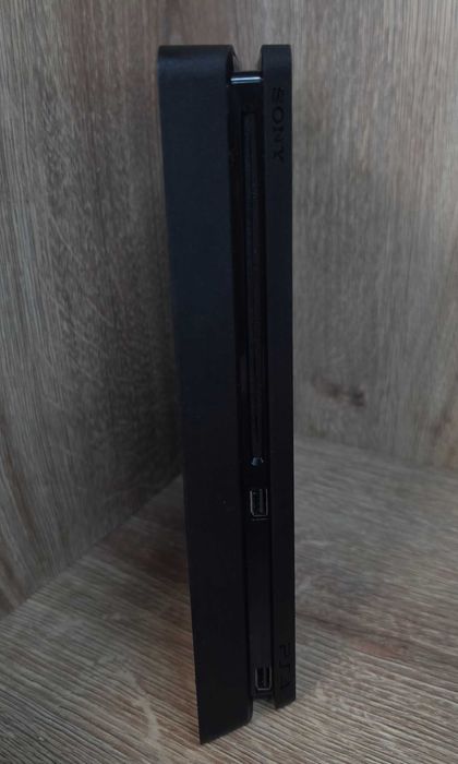 Konsola PlayStation4 Slim PS4 Slim 500GB CUH-2016A Pad Dualshock Okablowanie