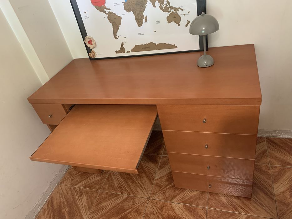 Secretaria em cerejeira