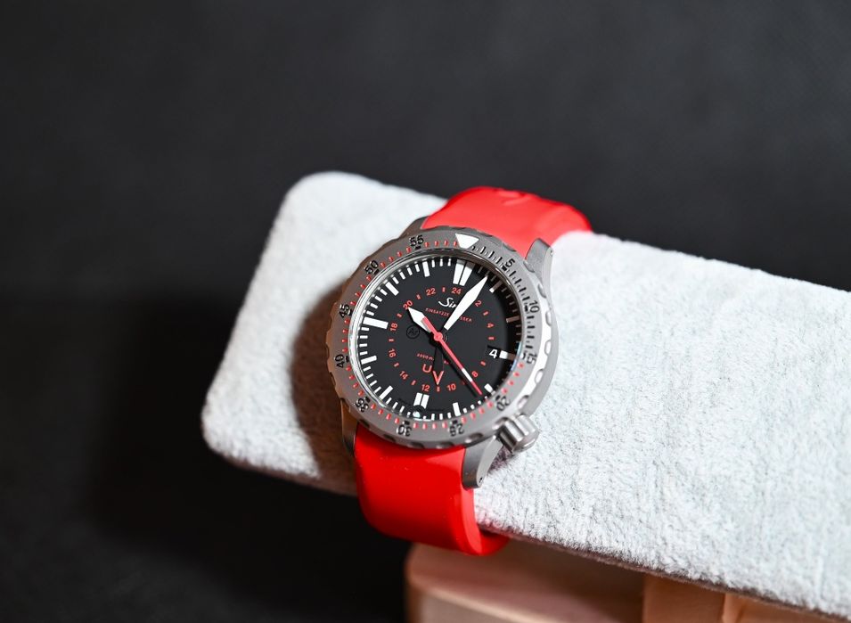 Sinn u2 2000m diver