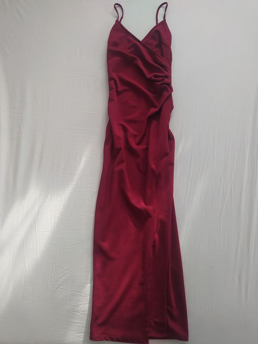 Prześliczna burgundowa sukienka na wesele /studniówkę