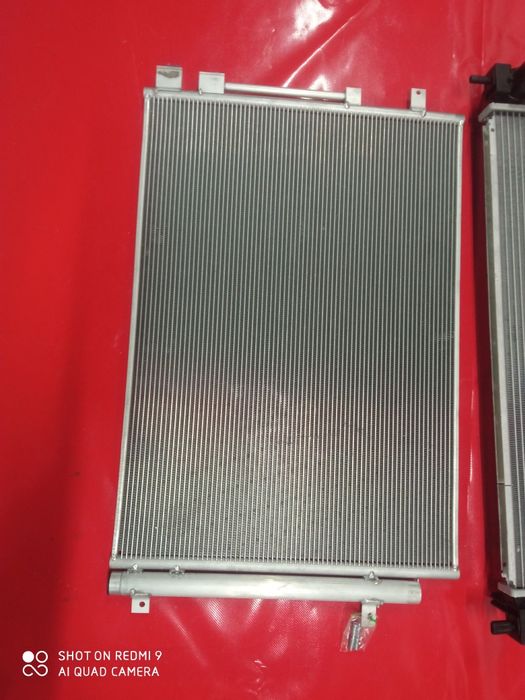 Komplet Chłodnica Wody Klimatyzacji Wentylator Chrysler Pacifica (16-)