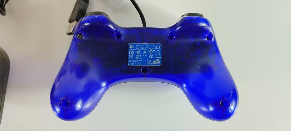 2 Comandos USB - NGS Hornet e Logitech Precision