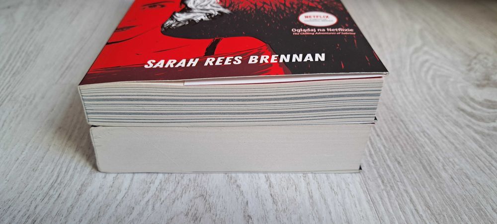 2x Sarah Rees Brennan Sabrina Sezon na czarownice + Sabrina Córka chaosu