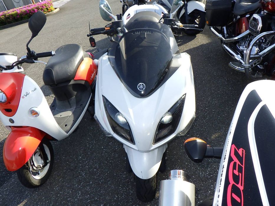 Пластик и.т.п yamaha majesty sg20j 4d9 маджести