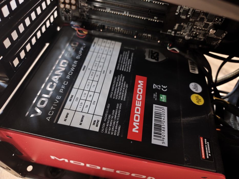 Super komputer PC, do pracy i gier.
