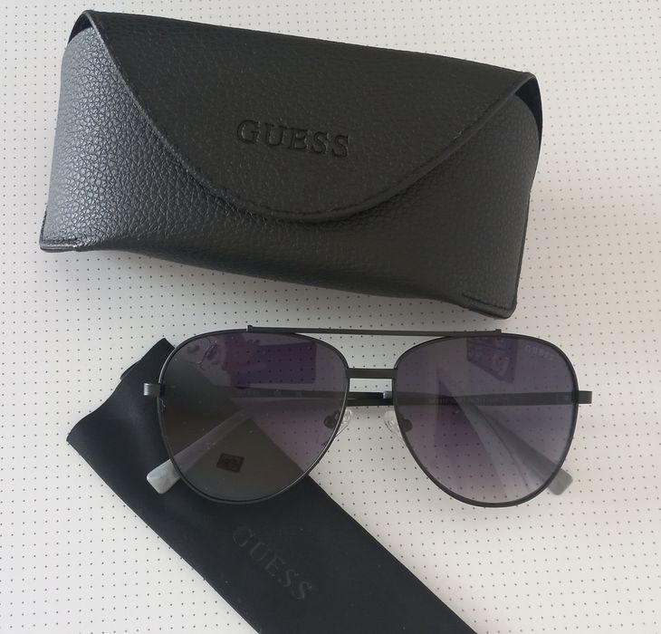 сонцезахисні окуляри Guess чоловічі
